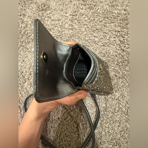 Kate Spade North South Crossbody Phone Laurel Way Glitter - Picture 7 of 8